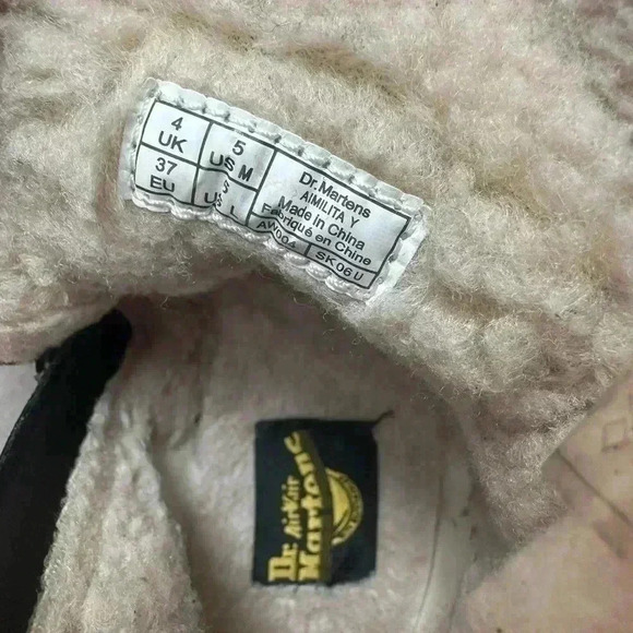 Dr. MARTENS WOMEN'S FUR LINED LACE UP BOOTS Dark Brown SIZE: 5 - Picture 5 of 14